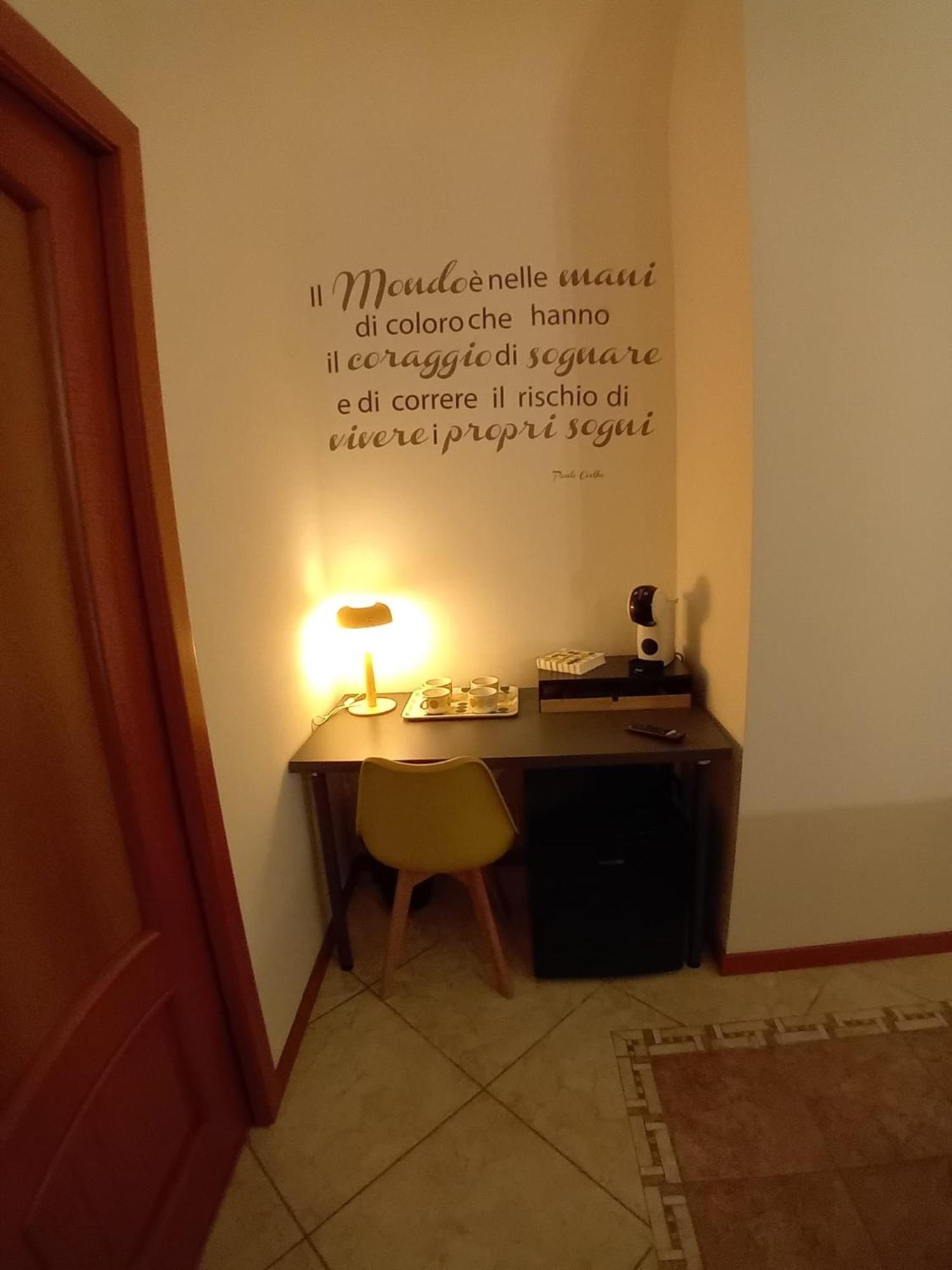 Reginella House Hotel Nápoly Kültér fotó